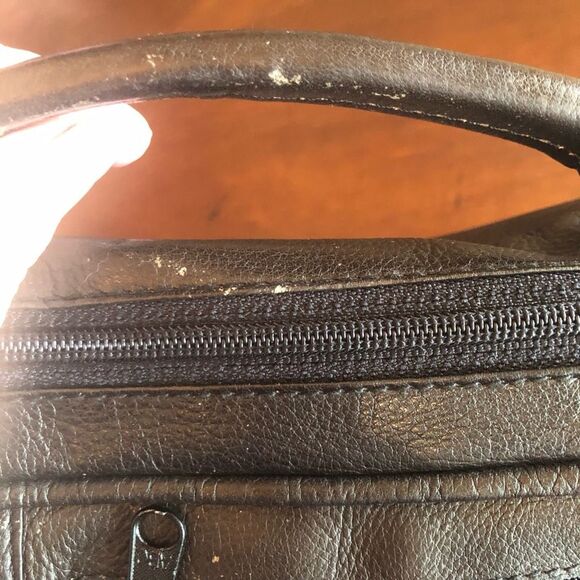 UNISEX LEATHER - Utilitarian Black All-Leather Bag w/Multi Compartments - Picture 10 of 15